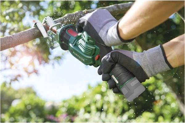 Grote foto parkside 12v accu takkenzaag incl.accu lader doe het zelf en verbouw gereedschappen en machines