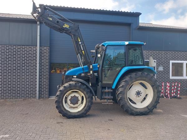 Grote foto new holland ts 90 met voorlader agrarisch tractoren