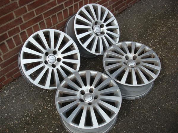 Grote foto 17 inch originele alfa romeo velgen steek 5x110 auto onderdelen banden en velgen