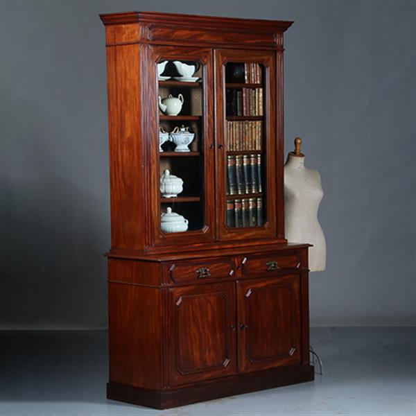 Grote foto franse boekenkast bibliotheekkast of servieskast ca 1875 die ook als servieskast wil functioneren antiek en kunst stoelen en banken