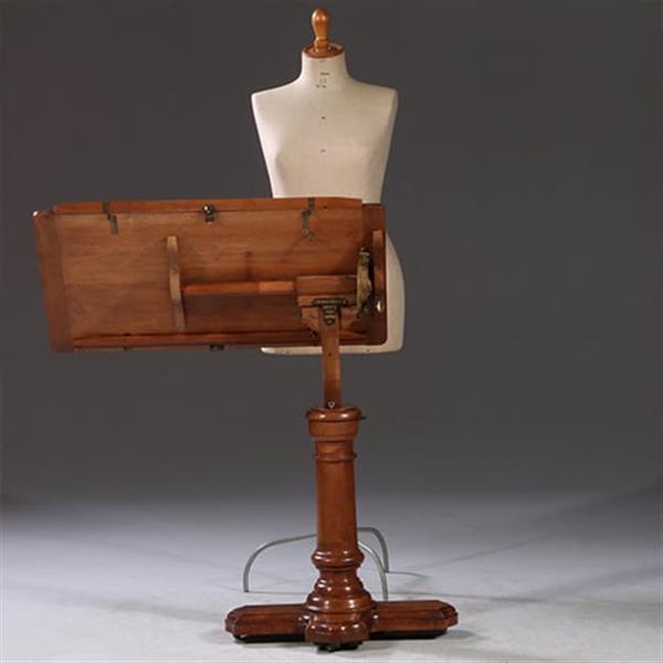Grote foto laptop tafel of ontbijttafel lezenaar met zwitserse precisie uitvoerig verstelbaar no.311005 antiek en kunst stoelen en banken