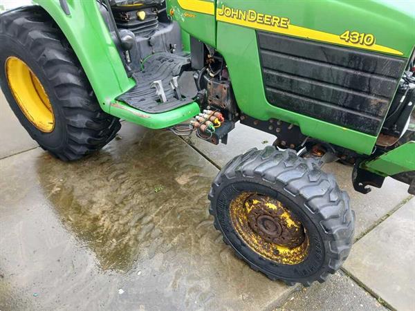 Grote foto john deere 4310 agrarisch tractoren