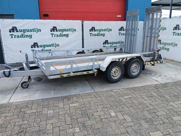 Grote foto atec machinetransporter agrarisch aanhangwagens