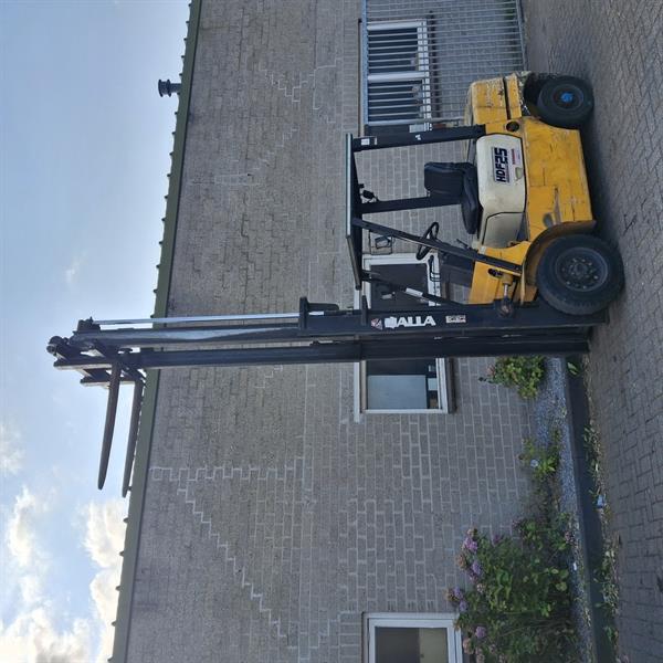 Grote foto halla hdf25 diesel heftruck duplo 4 5 m side shift agrarisch heftrucks