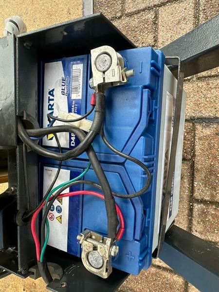 Grote foto vs 22273 semi elektrische hoogheffer schaar 800mm werktafel doe het zelf en verbouw hefwerktuigen