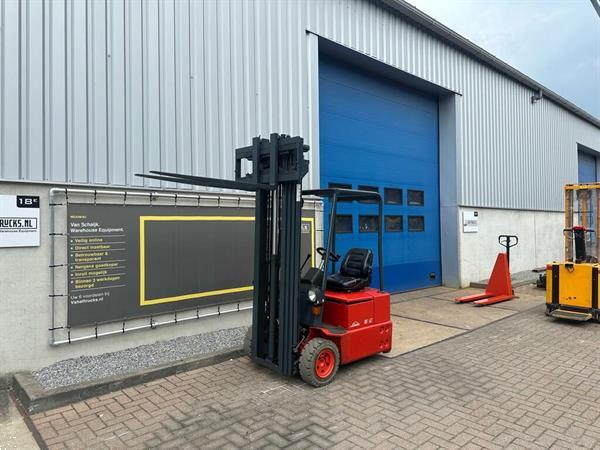 Grote foto vs 22274 elektrische triplex heftruck linde e12 sideshift agrarisch heftrucks