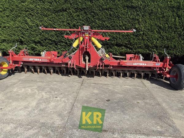 Grote foto lely overig 693734 agrarisch akkerbouw