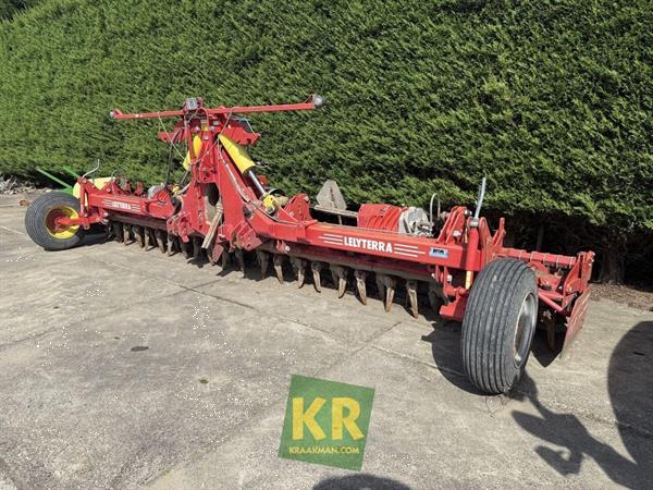 Grote foto lely overig 693734 agrarisch akkerbouw