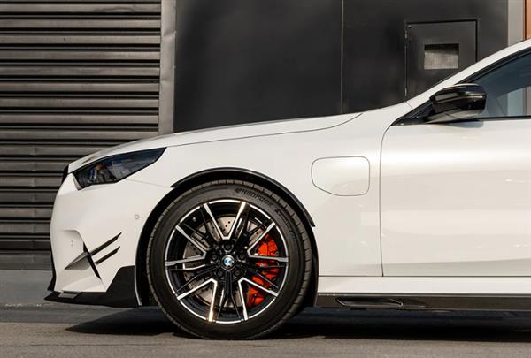 Grote foto dit betreft een set bmw g90 g99 m5 carbon sq wiel kast randen verbreders auto onderdelen tuning en styling
