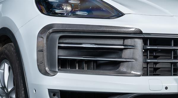 Grote foto dit betreft een set porsche cayenne cayenne coupe carbon bumper canard 2024 auto onderdelen tuning en styling