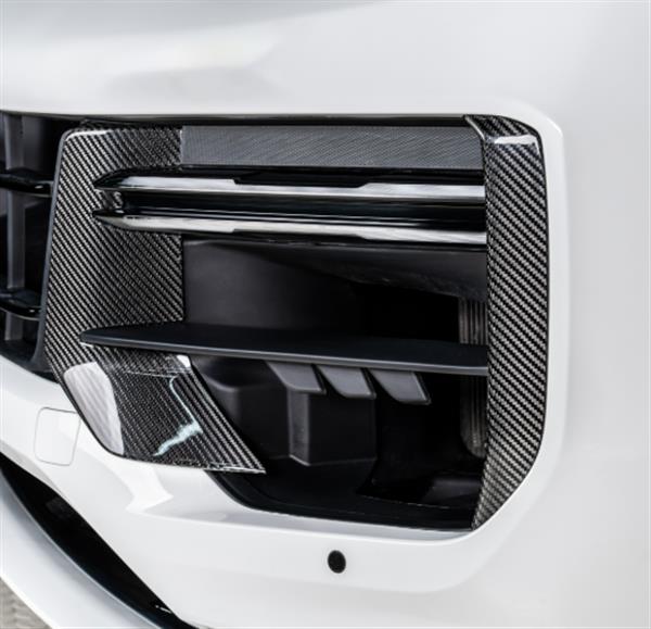 Grote foto dit betreft een set porsche cayenne turbo gt 2024 carbon bumper canards grill auto onderdelen tuning en styling