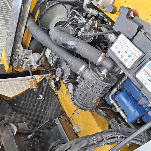 Grote foto hytec x200 minishovel bj 2022 kniklader wiellader agrarisch shovels