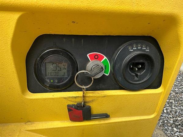 Grote foto vs 22282 elektrische palletwagen hyster p1.6 bj2019 doe het zelf en verbouw hefwerktuigen