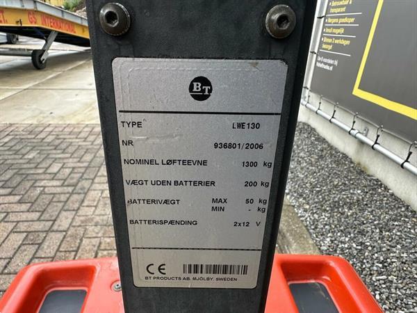 Grote foto vs 22276 elektrische palletwagen bt lwe130 bj2006 doe het zelf en verbouw hefwerktuigen