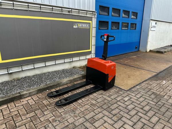 Grote foto vs 22276 elektrische palletwagen bt lwe130 bj2006 doe het zelf en verbouw hefwerktuigen