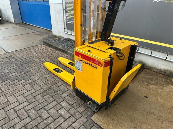 Grote foto vs 22275 elektrische stapelaar jungheinirch 3700mm doe het zelf en verbouw hefwerktuigen