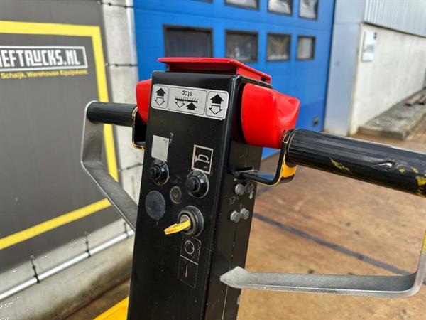 Grote foto vs 22275 elektrische stapelaar jungheinirch 3700mm doe het zelf en verbouw hefwerktuigen