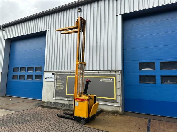 Grote foto vs 22275 elektrische stapelaar jungheinirch 3700mm doe het zelf en verbouw hefwerktuigen