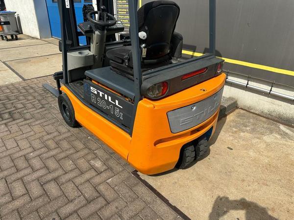 Grote foto vs 22278 elektrische triplex heftruck still r20 15 sideshift agrarisch heftrucks