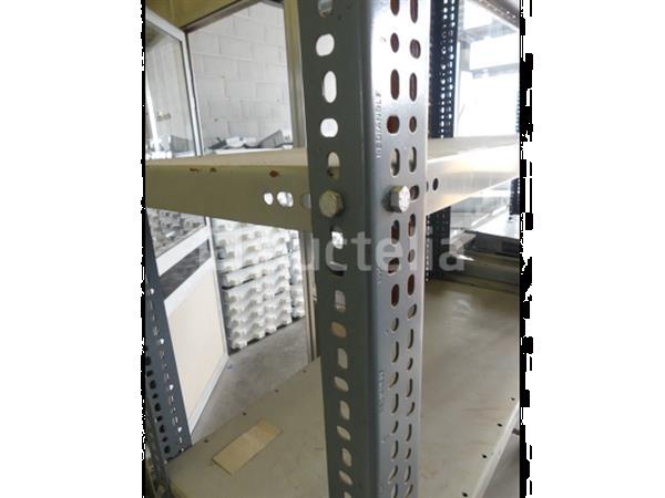Grote foto ref 001 metalen planken doe het zelf en verbouw hefwerktuigen