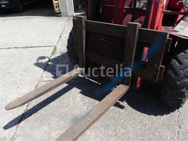 Grote foto manitou internationale mc6h vorkheftruck agrarisch heftrucks