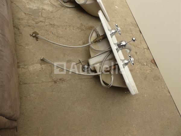 Grote foto 2 wastafels doe het zelf en verbouw onderdelen en accessoires
