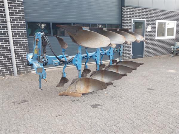 Grote foto lemken opal 110 4 schaar ploeg 3 1 agrarisch ploegen