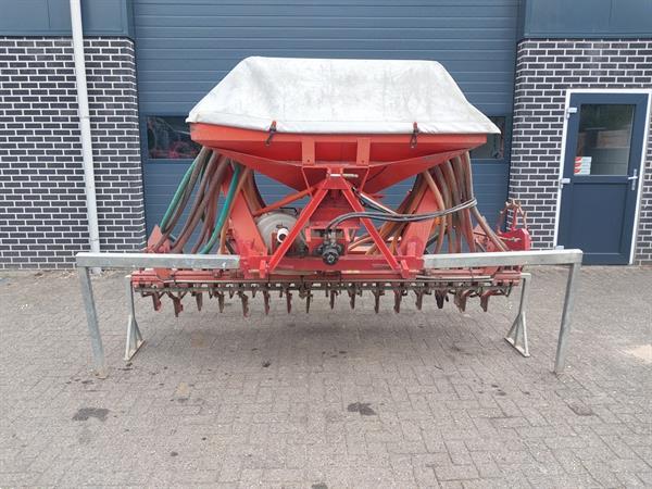 Grote foto accord dl zaaimachine agrarisch zaaimachines