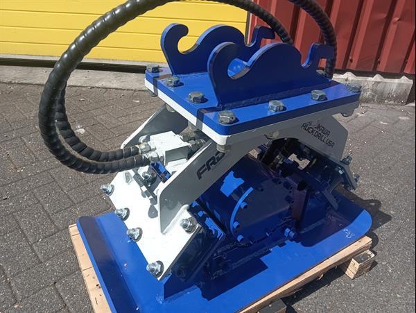 Grote foto trilblok trilplaat cw 05 opname minigraver doe het zelf en verbouw aanbouwdelen