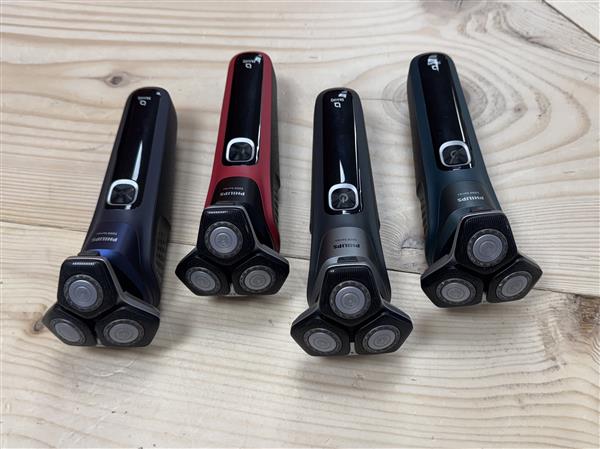 Grote foto partij philips 5000 series scheerapparaten. beauty en gezondheid haarverzorging