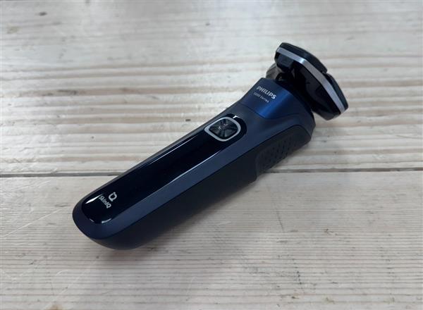 Grote foto partij philips 5000 series scheerapparaten. beauty en gezondheid haarverzorging