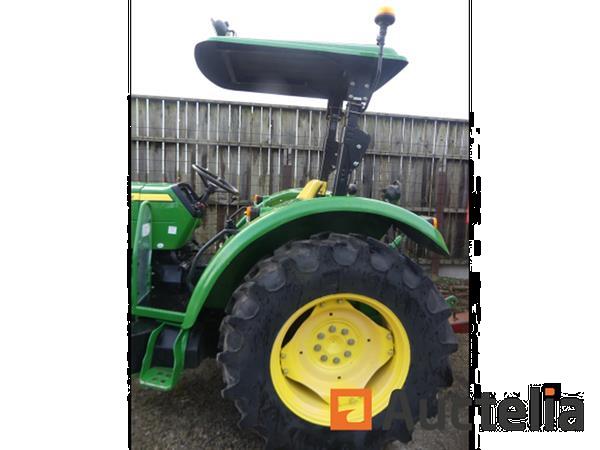 Grote foto john deere 5065 e tractor agrarisch tractoren