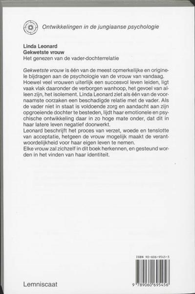 Grote foto gekwetste vrouw ontwikkelingen in de jungiaanse psychologie boeken politiek en maatschappij
