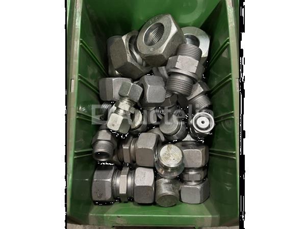 Grote foto partij koppelingen doe het zelf en verbouw gereedschappen en machines