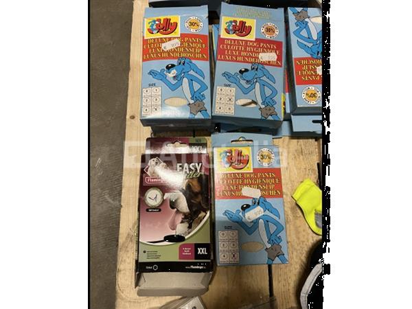 Grote foto partij hondenartikelen doe het zelf en verbouw gereedschappen en machines