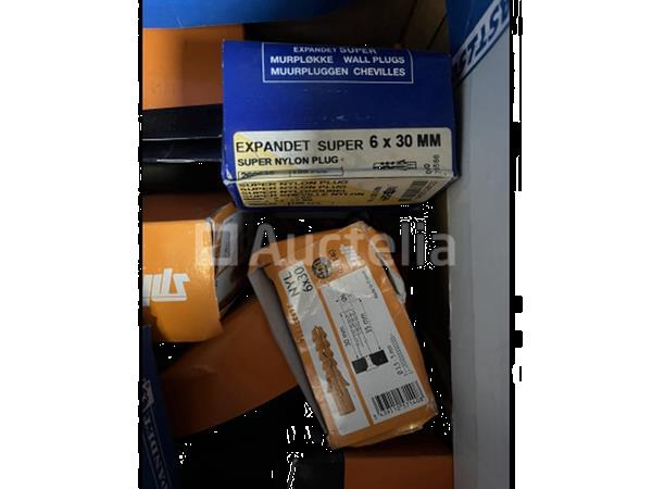 Grote foto partij spit pluggen doe het zelf en verbouw gereedschappen en machines