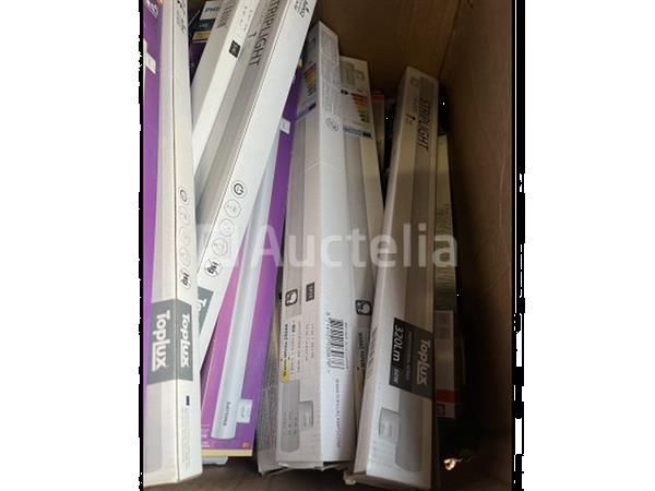 Grote foto partij diverse lampen led etc doe het zelf en verbouw gereedschappen en machines