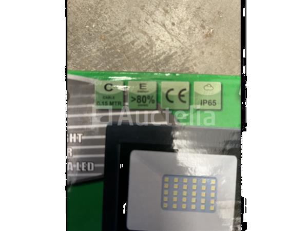Grote foto 2 x ledstraler 10 en 20w doe het zelf en verbouw gereedschappen en machines