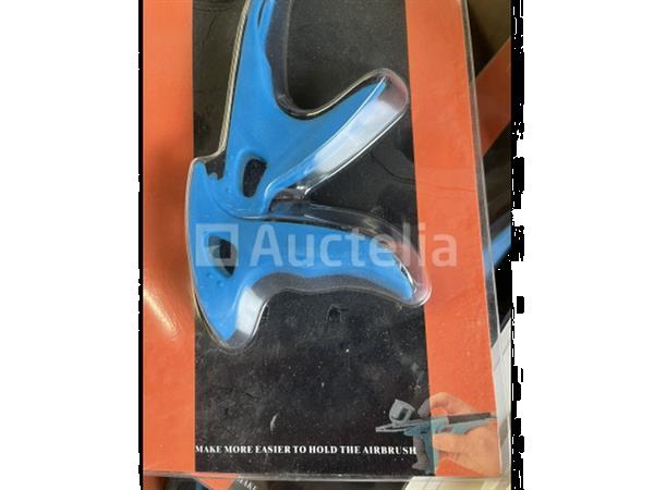 Grote foto 2 x handhouder voor airbrush doe het zelf en verbouw gereedschappen en machines