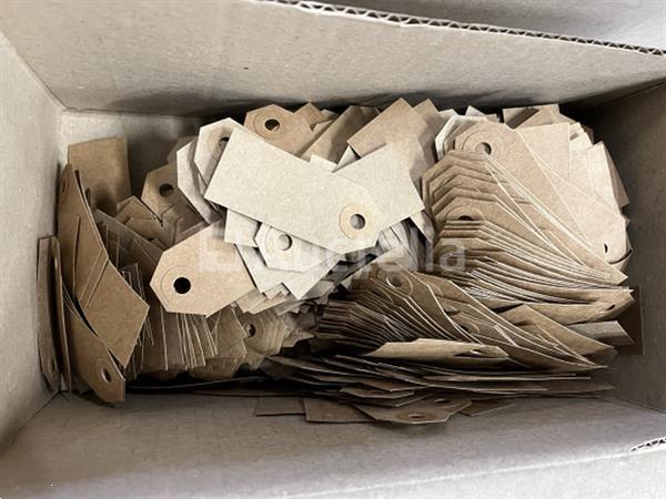 Grote foto 3 dozen a 1000 stuks kartonnen labels doe het zelf en verbouw gereedschappen en machines