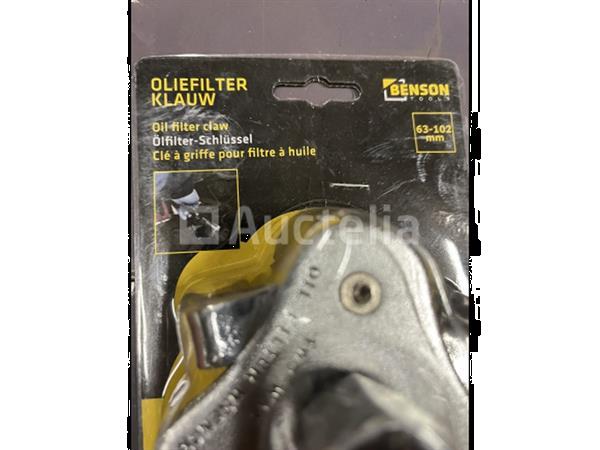 Grote foto oliefilter klauw doe het zelf en verbouw gereedschappen en machines