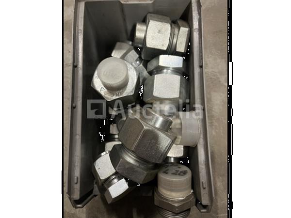 Grote foto partij koppelingen doe het zelf en verbouw gereedschappen en machines