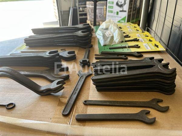 Grote foto partij van 67 machine sleutels 6 38 mm doe het zelf en verbouw gereedschappen en machines