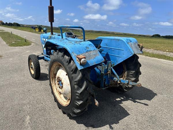 Grote foto ford 2000 agrarisch tractoren