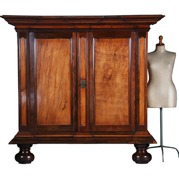 Grote foto koloniale kast ca 1700 museale kwaliteit in massief palissander en djati no.311425 antiek en kunst stoelen en banken