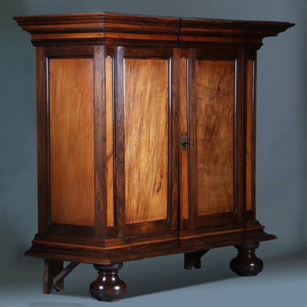 Grote foto koloniale kast ca 1700 museale kwaliteit in massief palissander en djati no.311425 antiek en kunst stoelen en banken