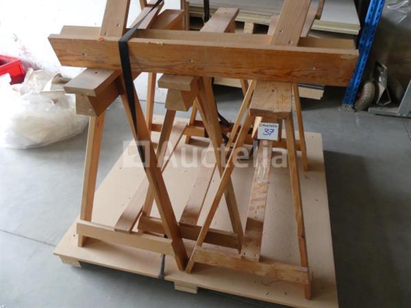 Grote foto 4 houten werkplaatsschragen doe het zelf en verbouw onderdelen en accessoires