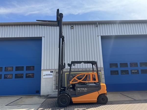 Grote foto vs 22283 elektrische triplex heftruck still r60 50 sideshift freelift agrarisch heftrucks