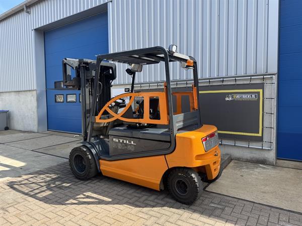 Grote foto vs 22283 elektrische triplex heftruck still r60 50 sideshift freelift agrarisch heftrucks