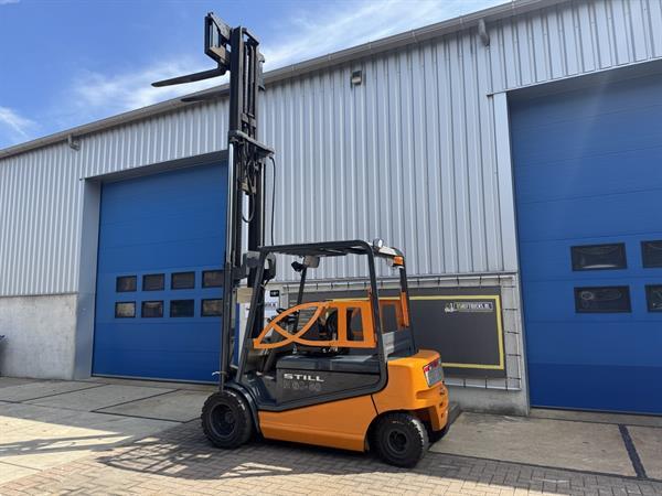 Grote foto vs 22283 elektrische triplex heftruck still r60 50 sideshift freelift agrarisch heftrucks